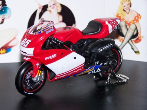 Ducati - Desmosedici - Loris Capirossi - 65