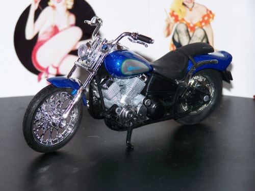 Yamaha - 650 XVS Drag Star - Bleu